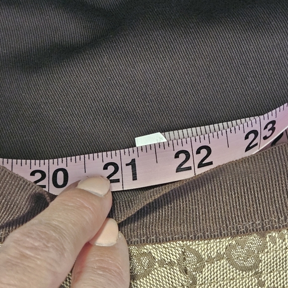 Gucci GG Monogram Sherry Line Bucket Hat - Picture 14 of 14